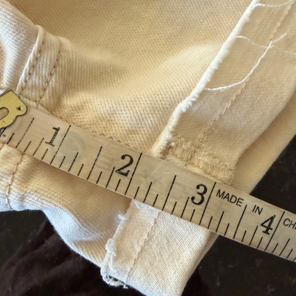 Anthropologie Pilcro Cream Button Fly High Rise Distressed Jean Shorts Waist 29 - Picture 12 of 13